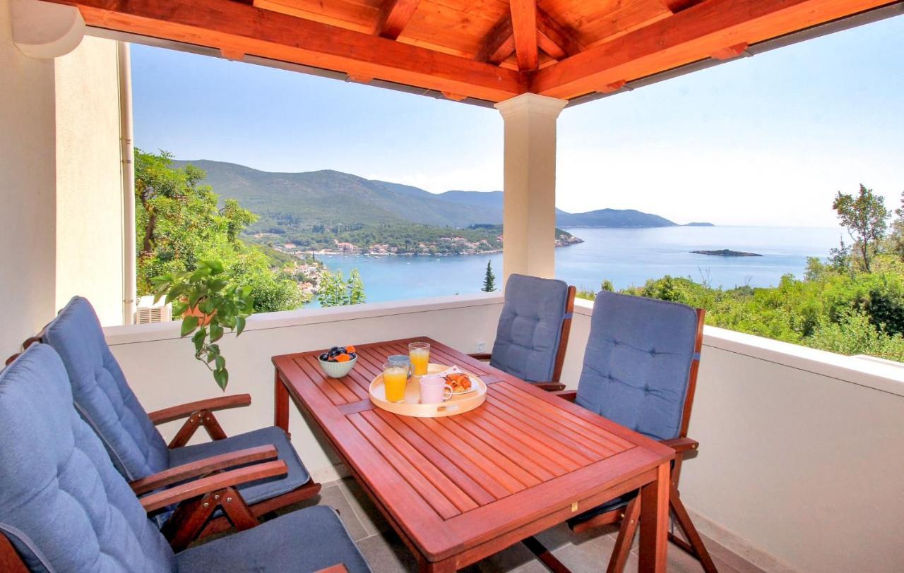 Apartment Levanat Molunat Exterior photo
